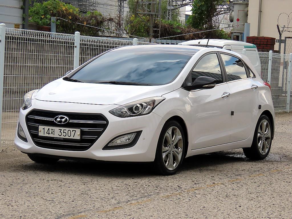 현대 i30 1.6 GDI 익스트림 사진 2/19