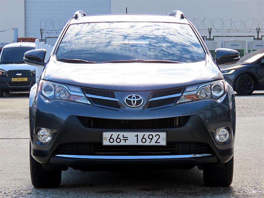 토요타 라브4 2.5 4WD 사진