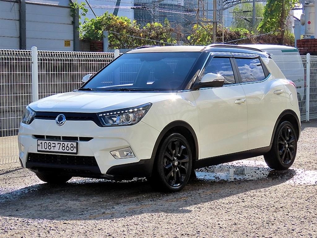 KGM 티볼리 가솔린 2WD 1.6 LX 고급형 사진 2/20