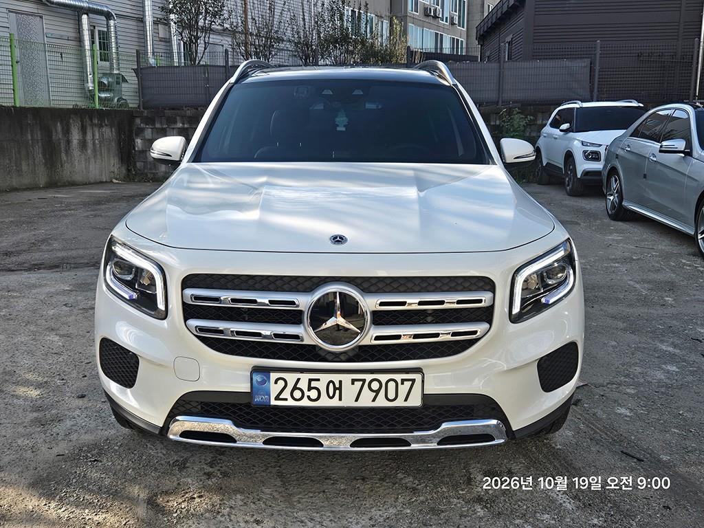 벤츠 GLB 클래스 GLB 200d 사진