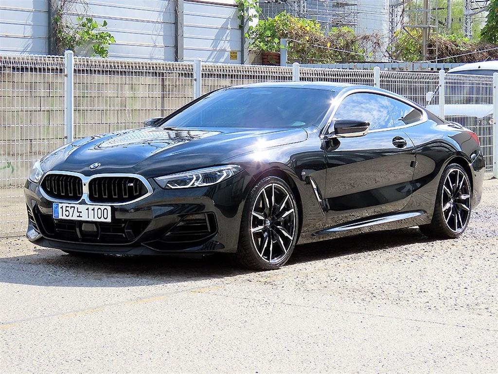 BMW 8시리즈 M850i xDrive 쿠페 사진 2/20