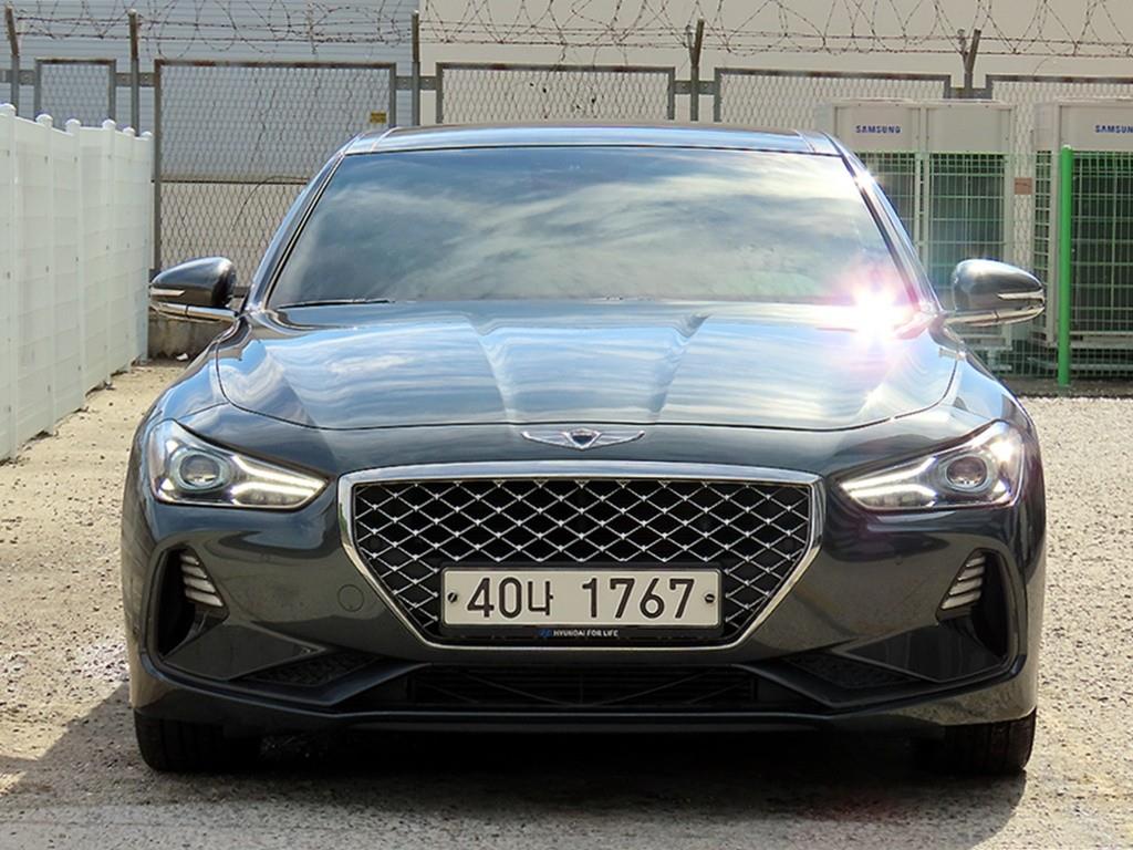 제네시스 G70 2.0T 슈프림 사진