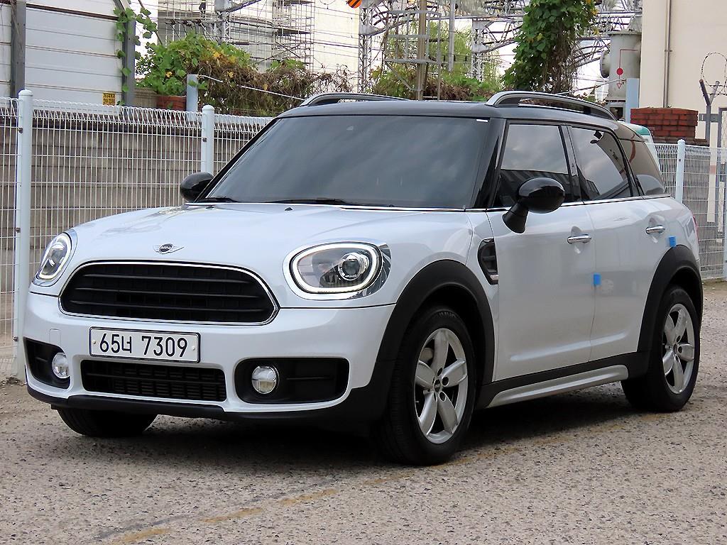 MINI 컨트리맨 2.0 D 사진 2/20