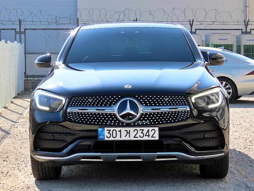 벤츠 GLC 클래스 GLC 300 4MATIC 프리미엄 쿠페 사진