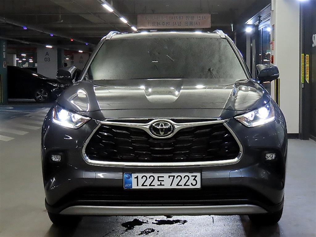 토요타 하이랜더 2.5 HEV 4WD 플래티넘 사진