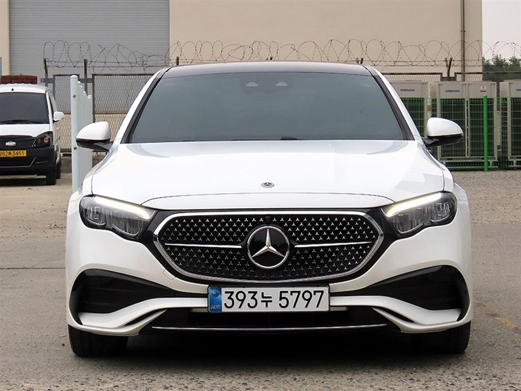 벤츠 E 클래스 E200 AMG 라인 사진