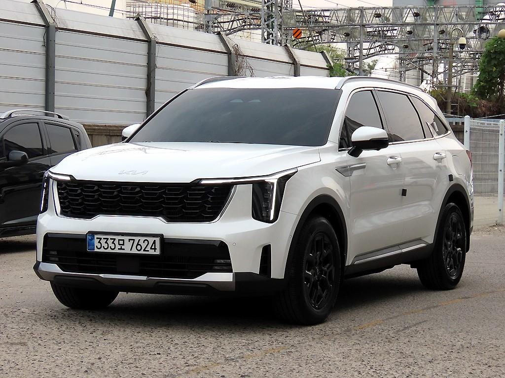기아 쏘렌토 1.6T 2WD 시그니처 사진 2/19
