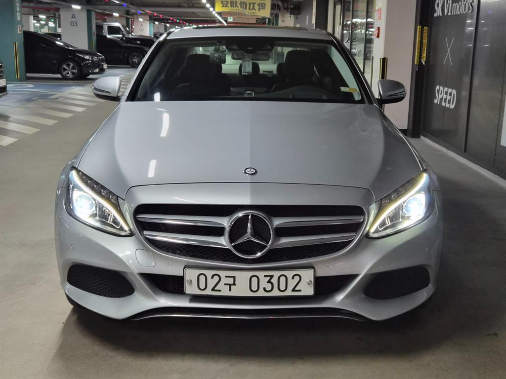 벤츠 C 클래스 C200 사진 2/20