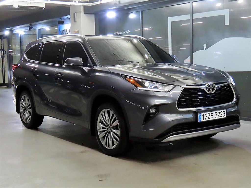토요타 하이랜더 2.5 HEV 4WD 플래티넘 사진 2/20