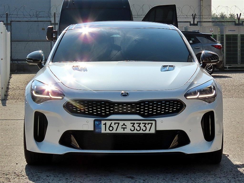 기아 스팅어 AWD 2.5 마스터즈 사진
