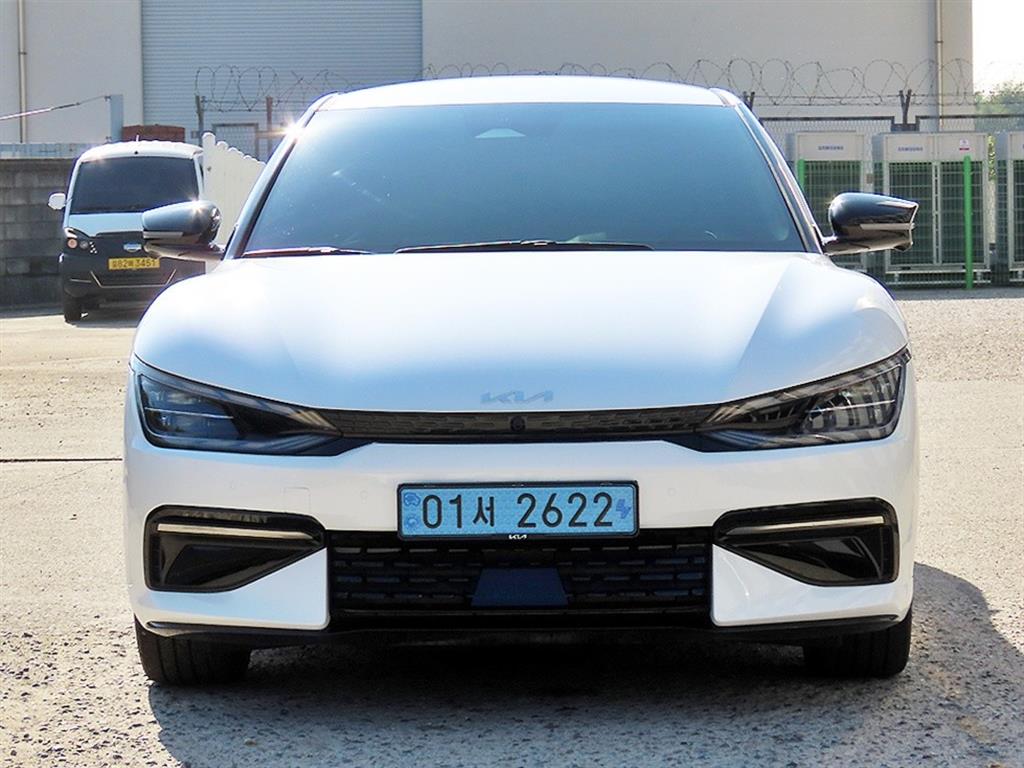 기아 EV6 롱레인지 AWD GT Line 사진