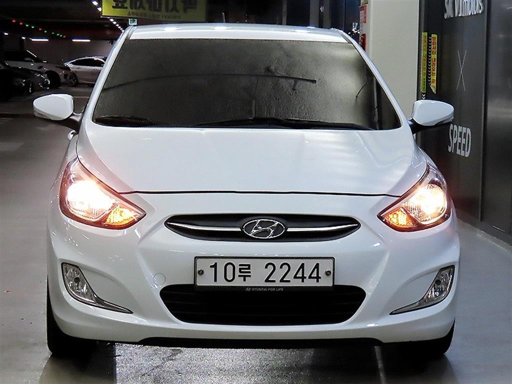 현대 엑센트 1.4VVT 모던 사진