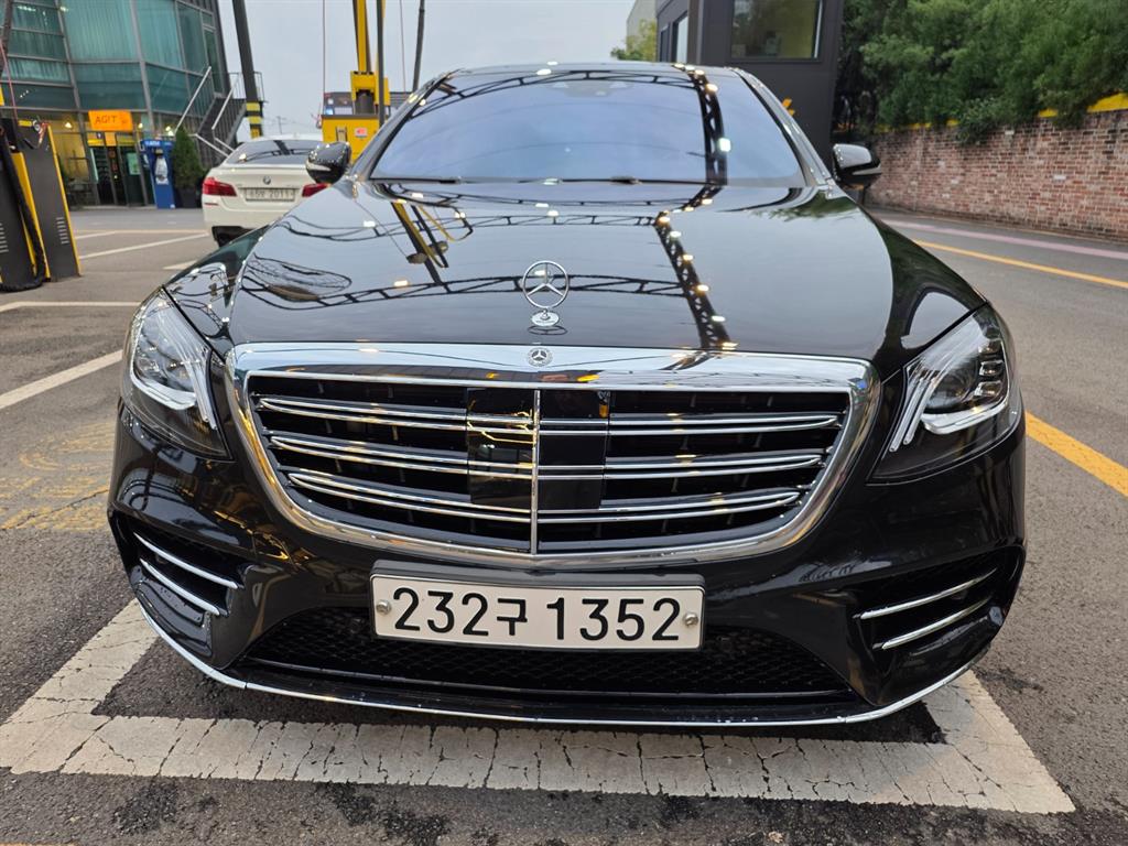 벤츠 S 클래스 S 350 d 4MATIC 사진 2/20