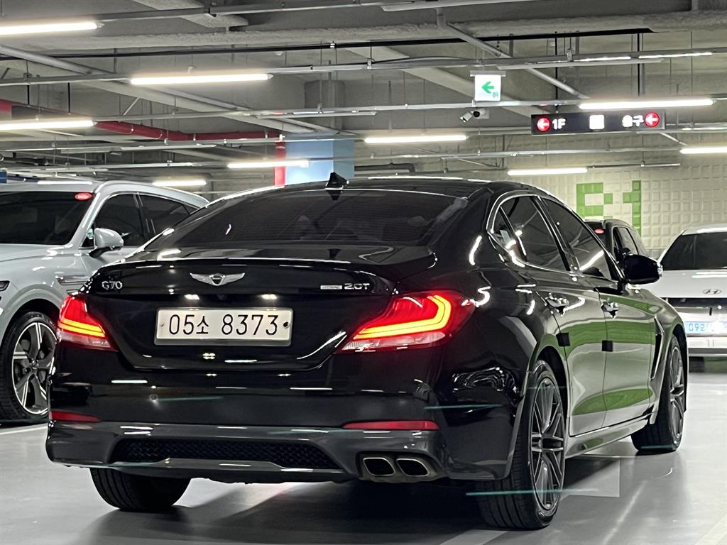 제네시스 G70 2.0T AWD 슈프림 사진 2/20