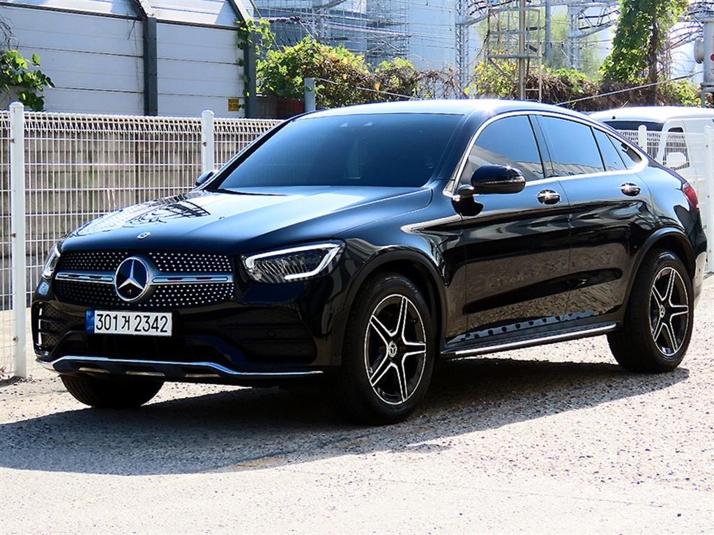 벤츠 GLC 클래스 GLC 300 4MATIC 프리미엄 쿠페 사진 2/20