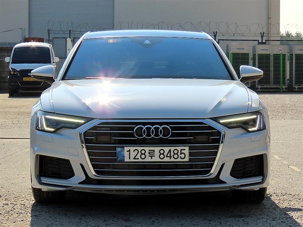 아우디 A6 45 TDI 콰트로 프리미엄 사진