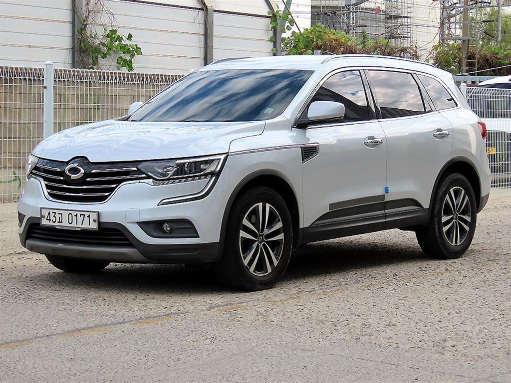 르노코리아 QM6 디젤 4WD RE 사진 2/20