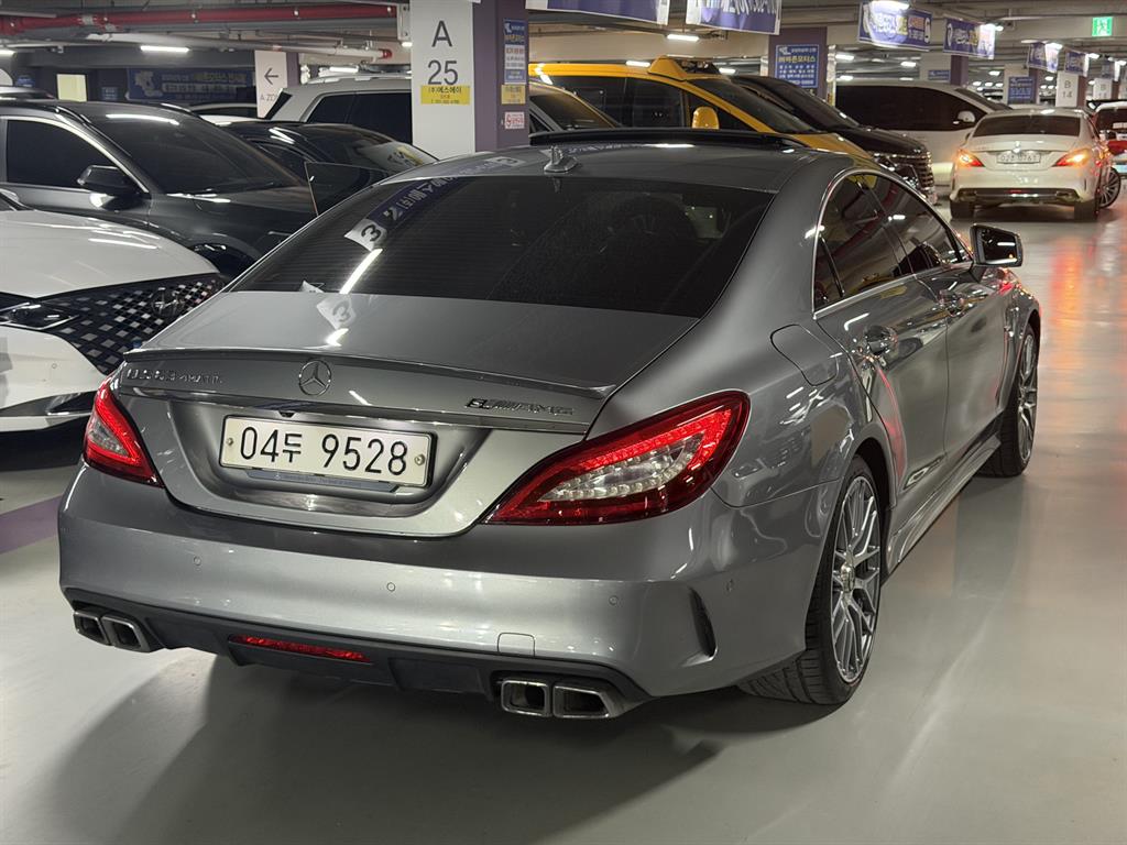 벤츠 CLS 클래스 CLS 63 S AMG 4MATIC 사진 2/20