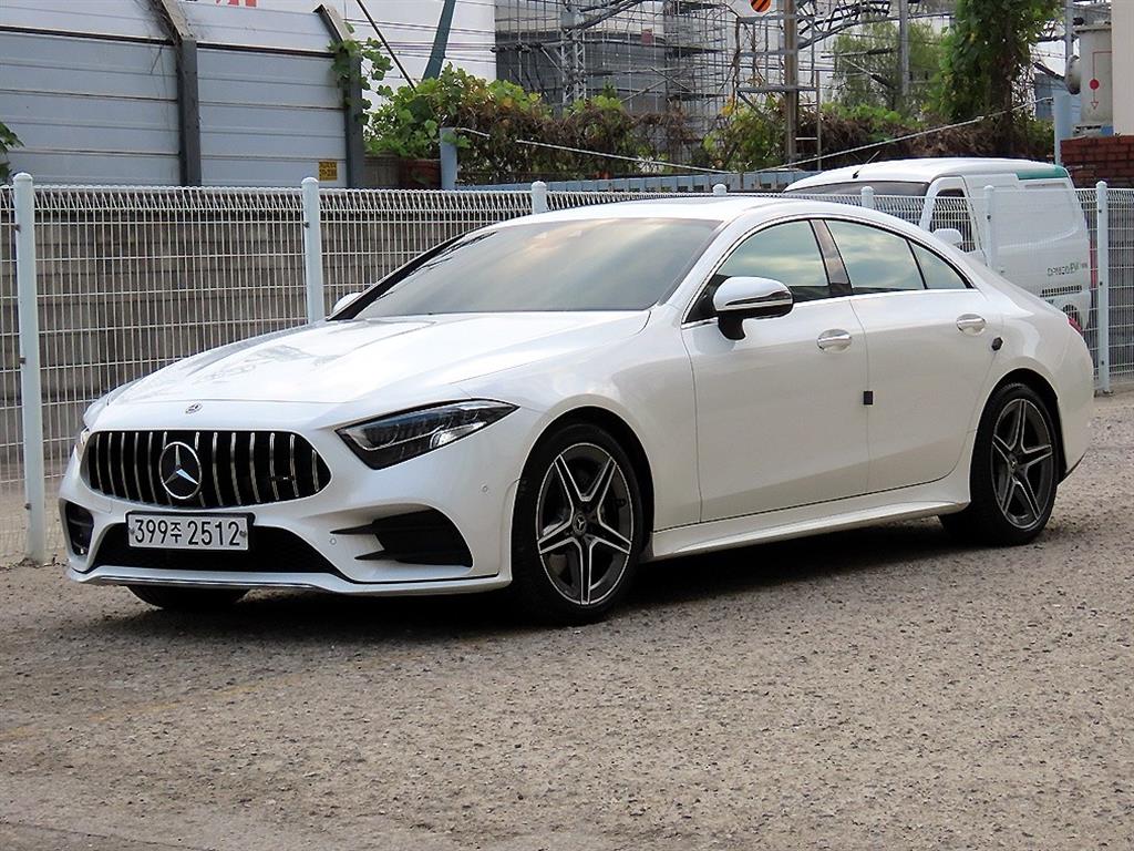 벤츠 CLS 클래스 CLS 300d AMG Line 사진 2/20