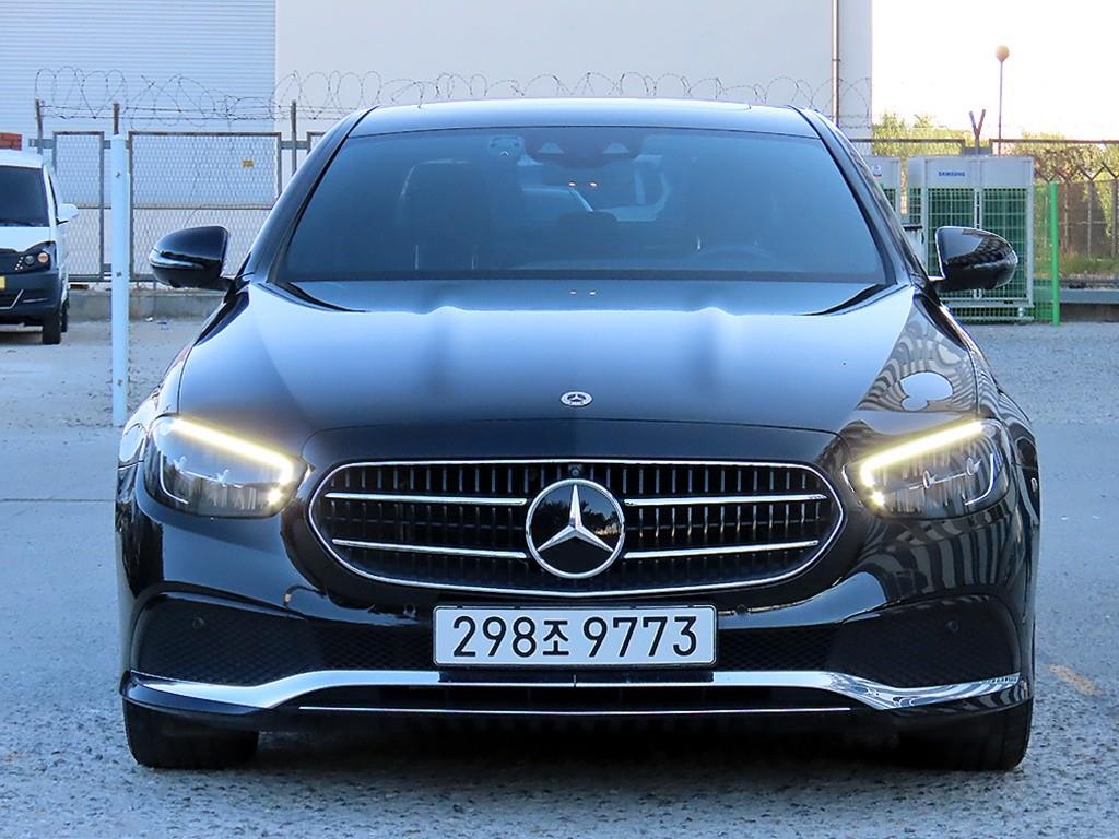 벤츠 E 클래스 E250 아방가르드 사진