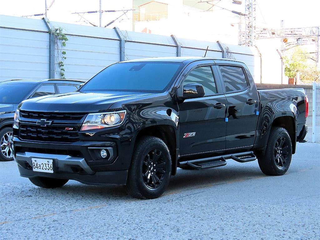 쉐보레 콜로라도 3.6 Z71-X 미드나잇 4WD 사진 2/19