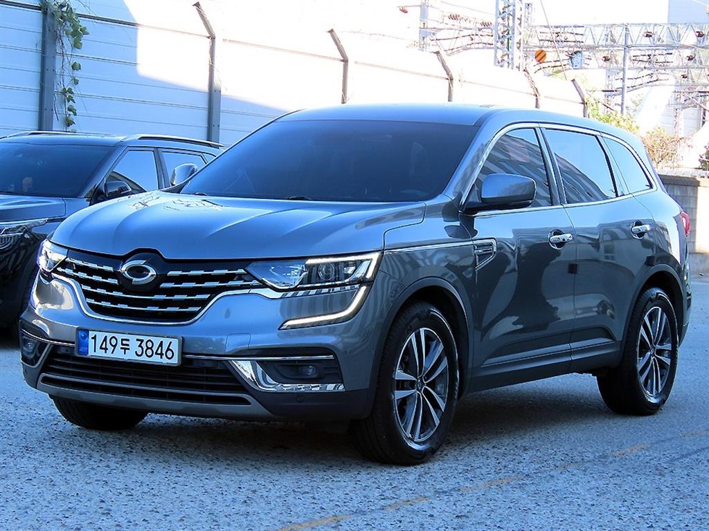 르노코리아 QM6 가솔린 2.0 GDe LE 2WD 사진 2/20
