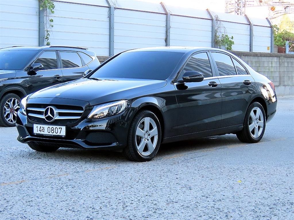벤츠 C 클래스 C200 d 사진 2/19