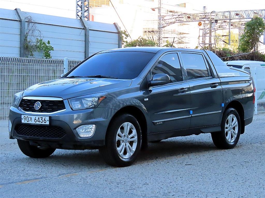 KGM 코란도 CX5(2WD) 클럽 사진 2/19