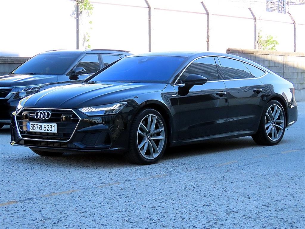 아우디 A7 55 TFSI 콰트로 프리미엄 사진 2/20