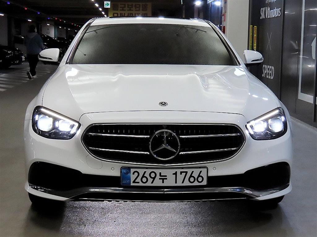 벤츠 E 클래스 E350 4MATIC 아방가르드 사진