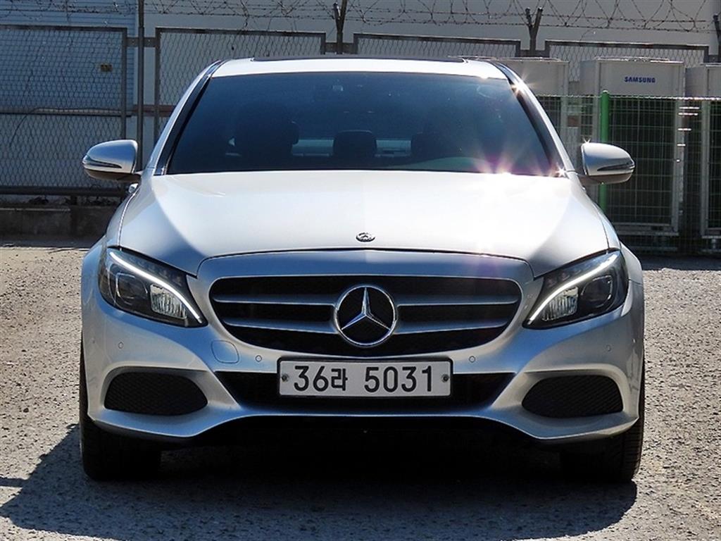 벤츠 C 클래스 C200 d 사진