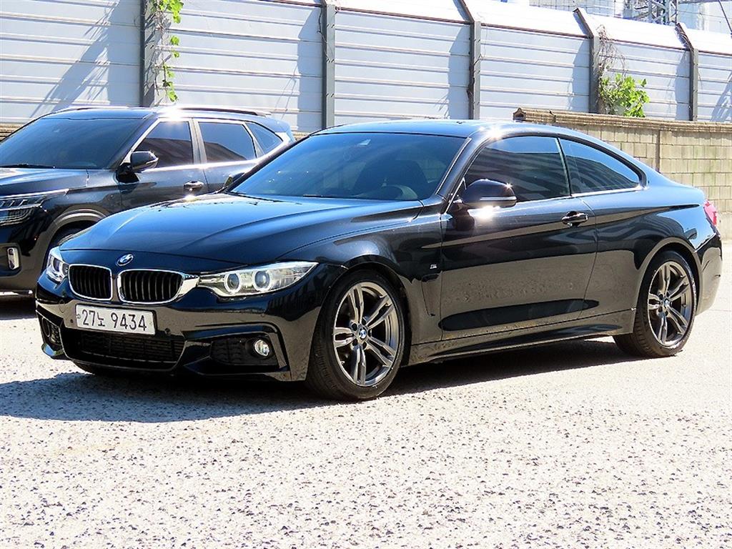 BMW 4시리즈 428i 쿠페 M 스포츠 사진 2/20