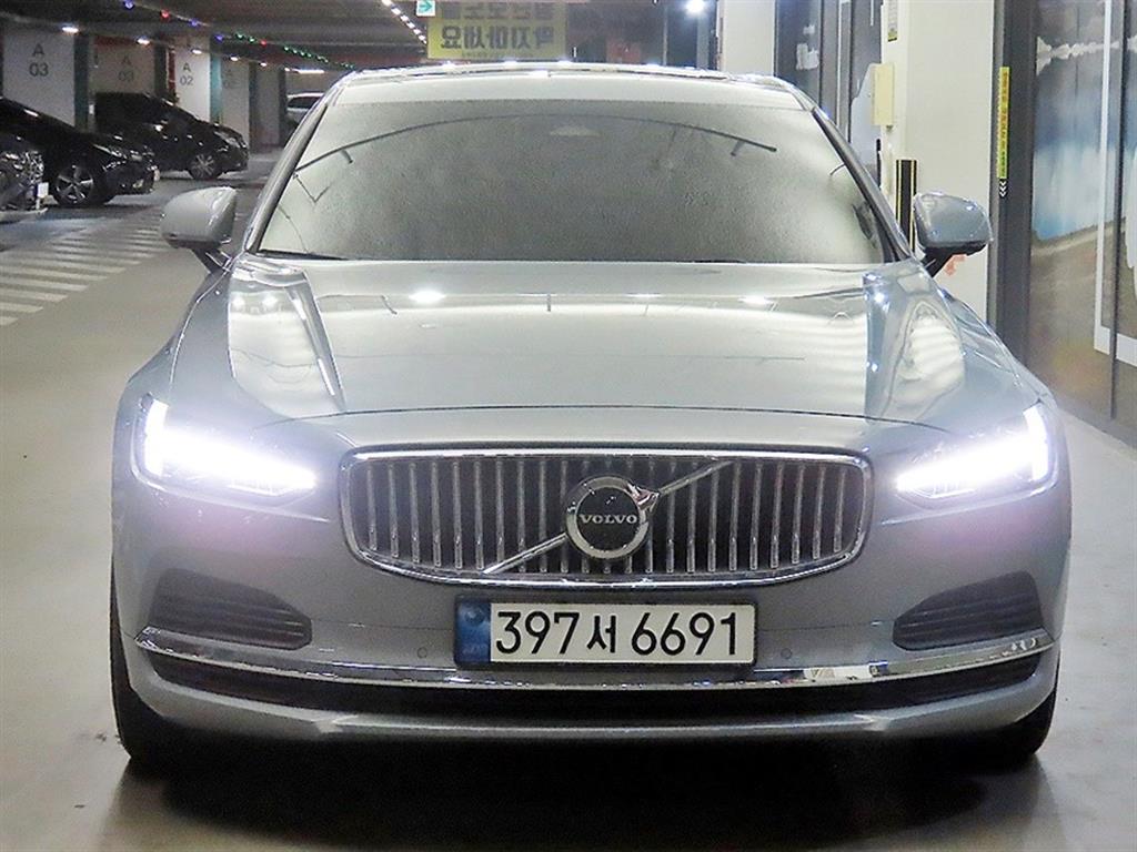 볼보 S90 T8 AWD 얼티메이트 브라이트 사진