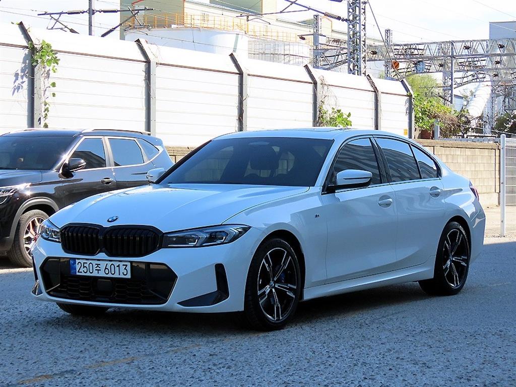 BMW 3시리즈 320i M 스포츠 사진 2/20