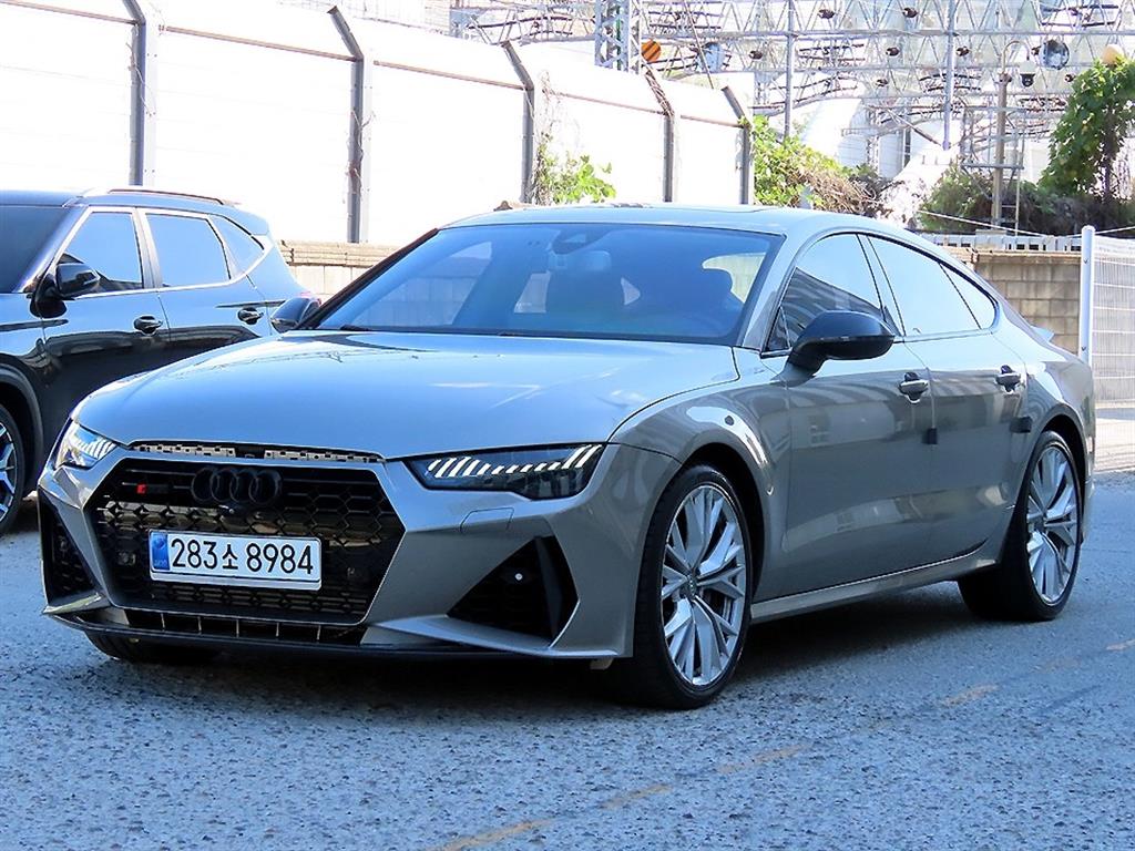 아우디 A7 50 TDI 콰트로 사진 2/20