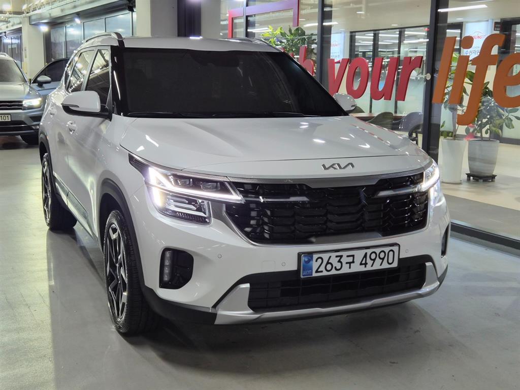 기아 셀토스 가솔린 2.0 2WD 시그니처 사진