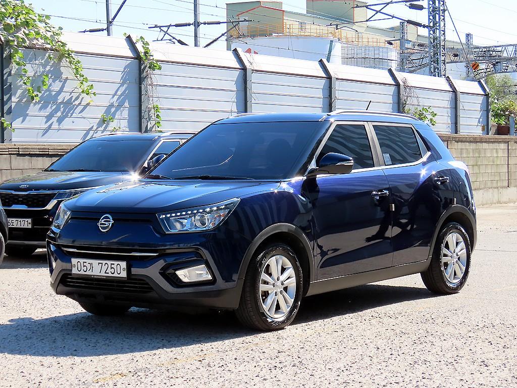 KGM 티볼리 2WD 가솔린 VX 사진 2/20