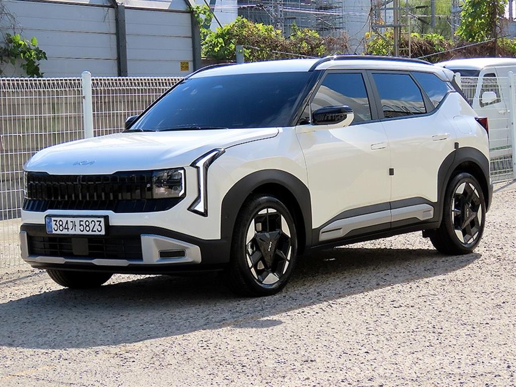 기아 셀토스 1.6 가솔린 터보 시그니처 2WD 사진 2/20