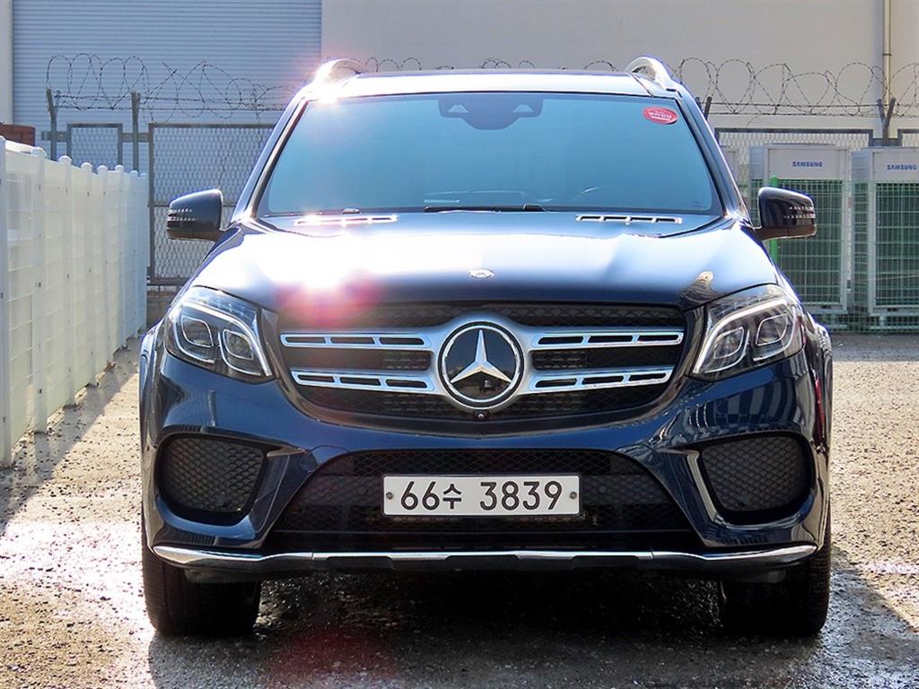 벤츠 GLS 클래스 GLS350 D 4MATIC 사진