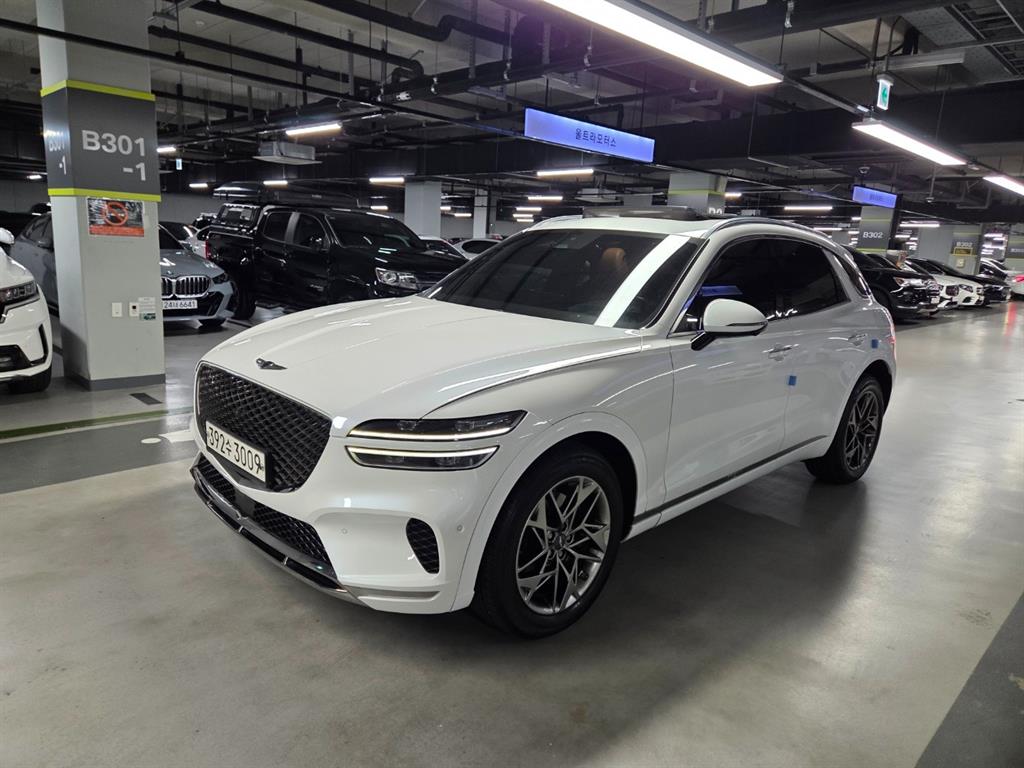 제네시스 GV70 2.2 디젤 2WD 사진 2/20